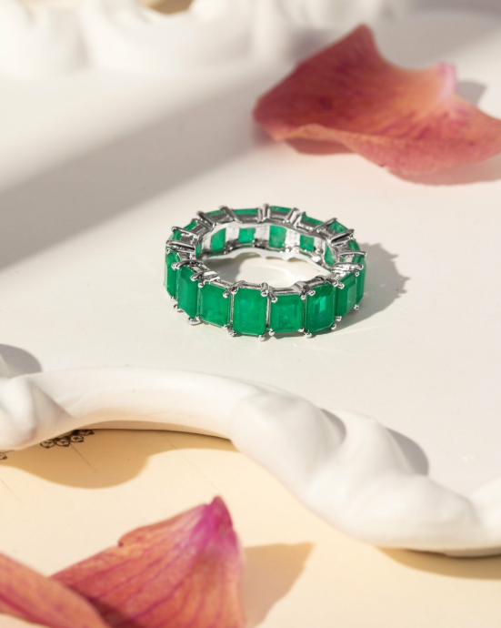 Full Eternity Fusion Emerald Band